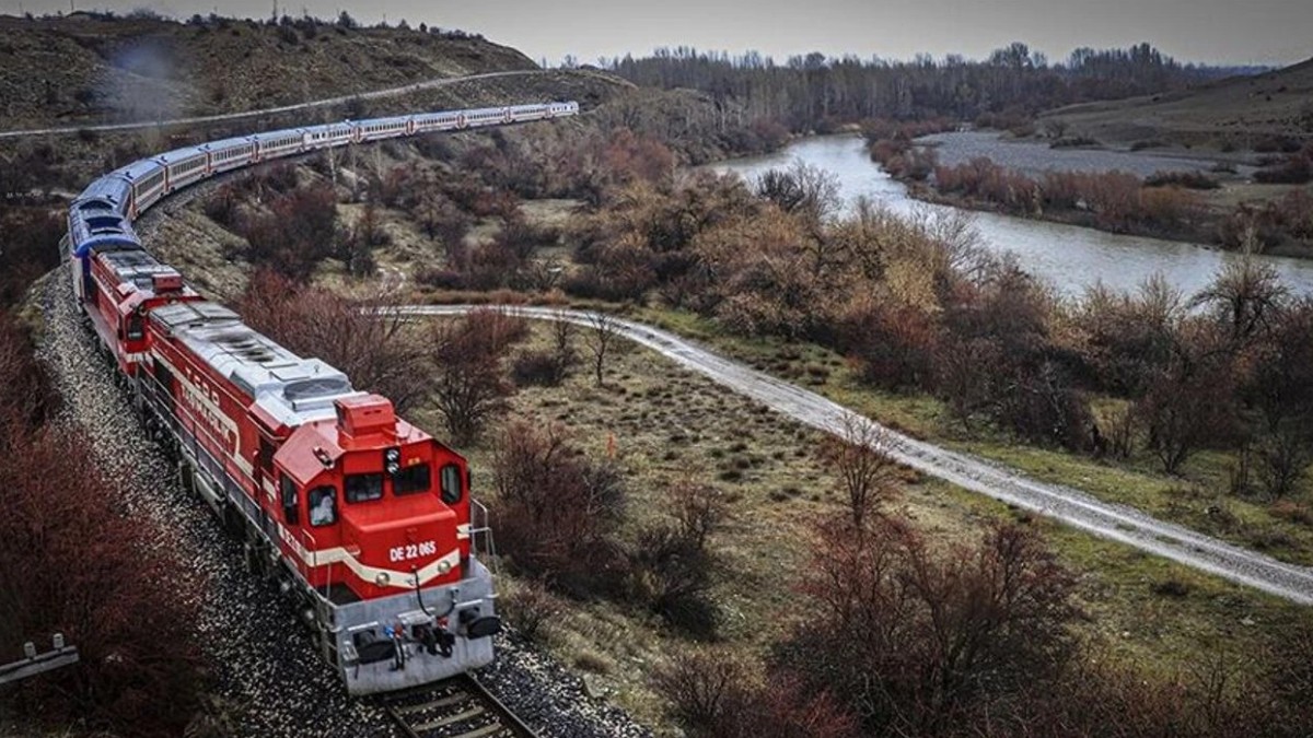 Karaelmas Ekspresi Yeniden Sefere Çıkıyor